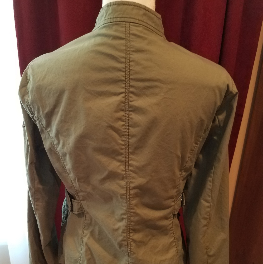 🎃 3/$15 🎃 Ruff Hewn Light Jacket - Picture 3 of 4